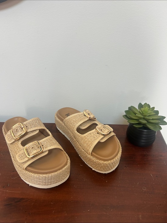 Corkys Shoes - Hey Girl by Corkys - Woven Double-Buckle Platform sandals in Natural Tan size 7